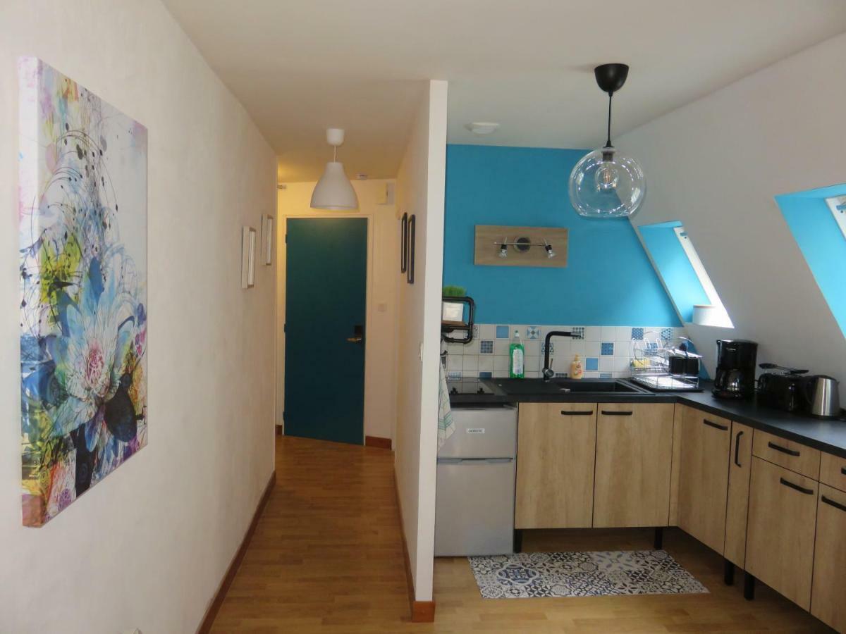 Grand Appartement Chaleureux Thouars Buitenkant foto