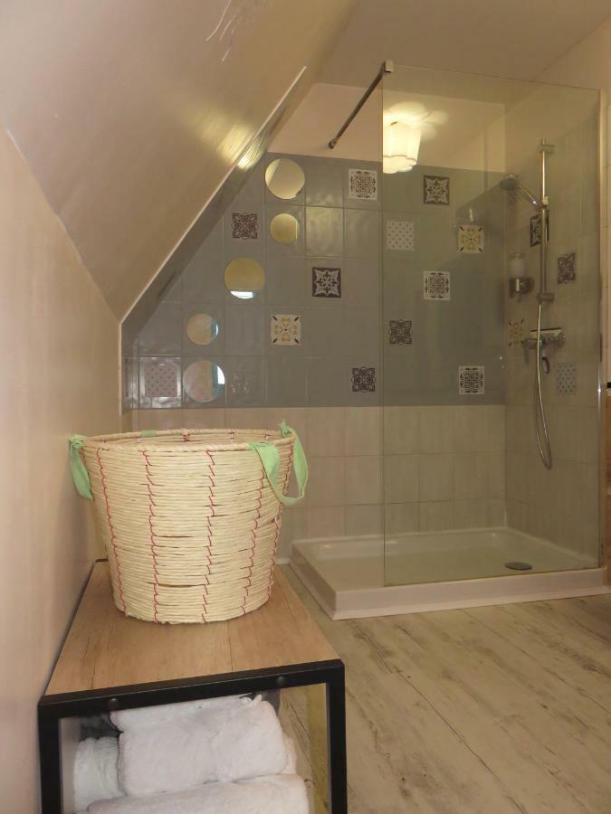 Grand Appartement Chaleureux Thouars Buitenkant foto