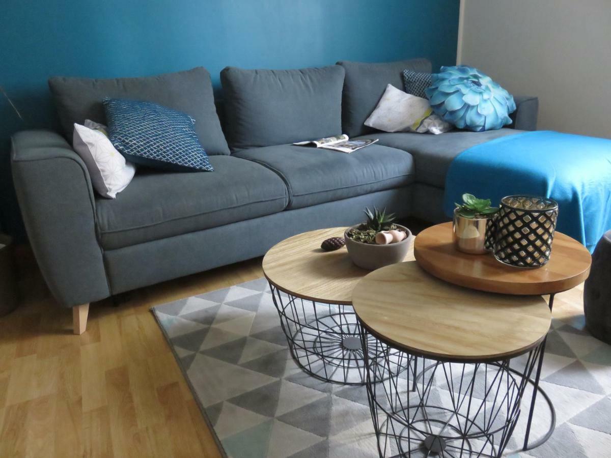 Grand Appartement Chaleureux Thouars Buitenkant foto