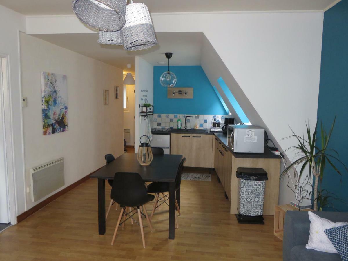 Grand Appartement Chaleureux Thouars Buitenkant foto